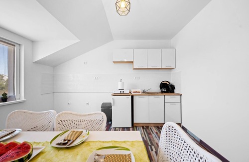 Velim Apartamento | Cozy apartment in Dragisici with WiFi