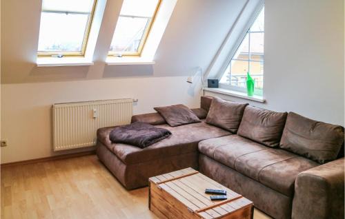Elmenhorst/Lichtenhagen Apartamento | Cozy Apartment In Elmenhorst With Wifi