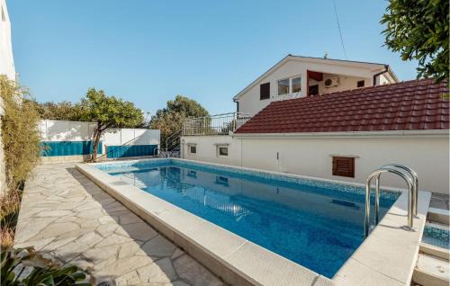 Topla Apartamento | Cozy Apartment In Herceg Novi With House Sea View