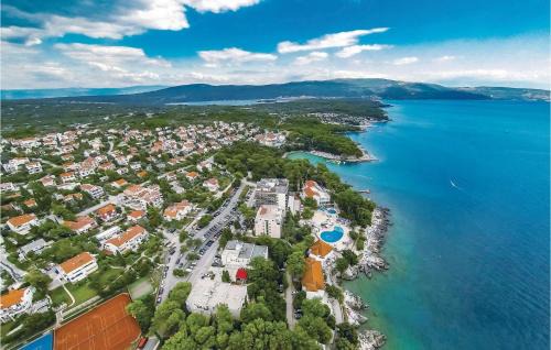 Zidarici Apartamento | Cozy Apartment In Malinska With Kitchen