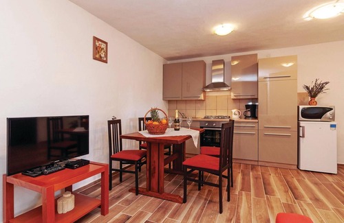 Maslenica Apartamento | Acogedor apartamento en Maslenica con.