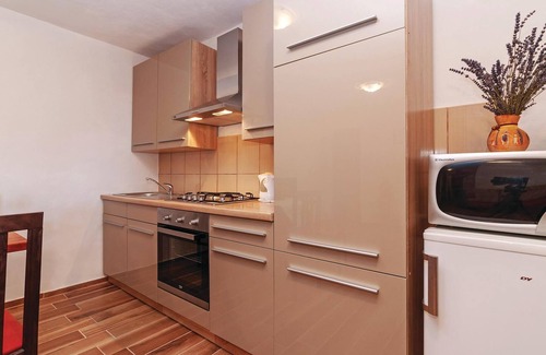 Maslenica Apartamento | Acogedor apartamento en Maslenica con.