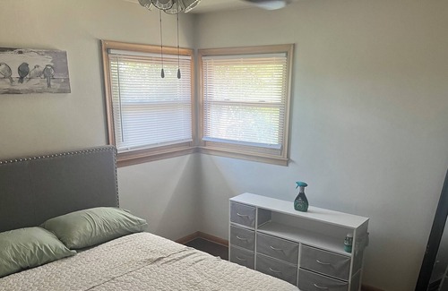 Milwaukee Casa | Cozy Apartment in Milwaukee