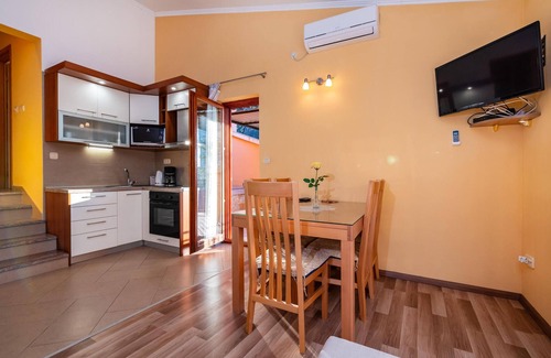 Rovanjska Apartamento | Acogedor apartamento en Modric con WiFi