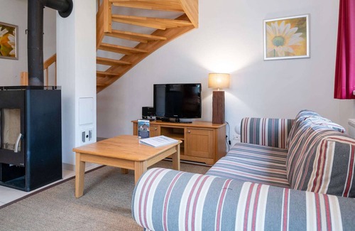 Obertraun Apartamento | Cozy Apartment in Obertraun With Pool