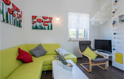 Porozina Apartamento | Cozy Apartment In Porozina With Wifi