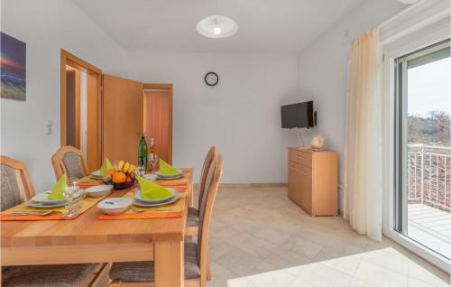 Cesarica Apartamento | Cozy Apartment In Ribarica - Karlobag