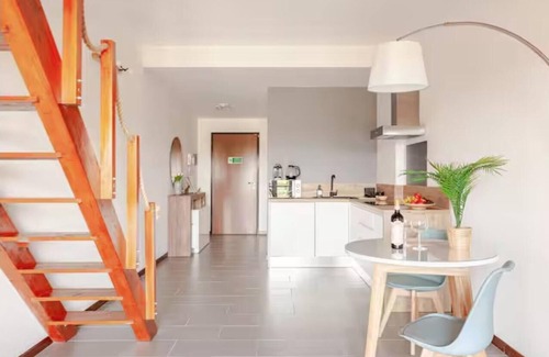 Zona XXX Castel Fusano Casa | Cozy Apartment in Rome Infernetto, a few minutes from the sea and EUR.