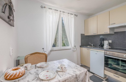 Stara Baska Apartamento | Acogedor apartamento en Stara Baska
