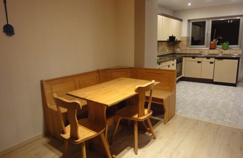 Merchweiler Apartamento | Acogedor apartamento en el campo