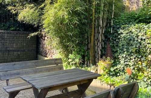 Lohmar Apartamento | Cozy apartment in the Bergisches Land near Cologne. Pet friendly!