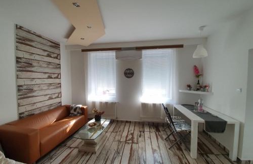 Kecskemet Apartamento | Cozy apartment in the heart of Kecskemet