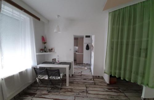 Kecskemet Apartamento | Cozy apartment in the heart of Kecskemet