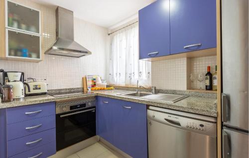 Villajoyosa Apartamento | Cozy Apartment In Villajoyosa With Wifi
