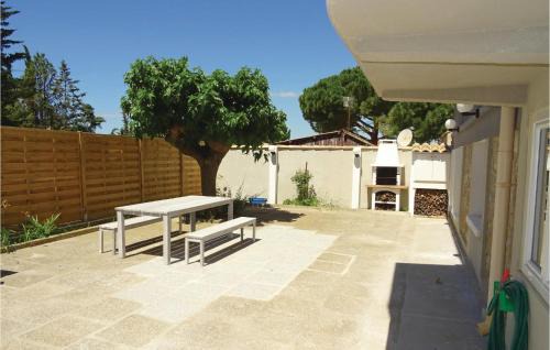 Vinassan Apartamento | Cozy Apartment In Vinassan With Wifi