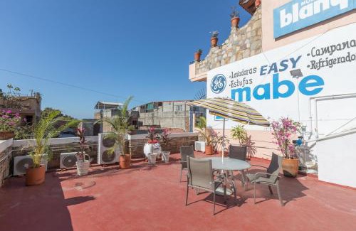 Colonia 5 de Diciembre Apartamento | Cozy Apartment Near Malecon & Beach With Private Terrace