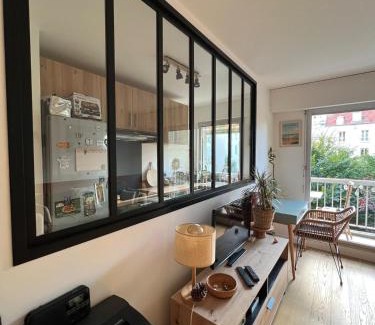 Saint-Mande Apartamento | Cozy Apartment near Metro-L1 Saint-Mandé avec Parking