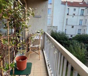 Saint-Mande Apartamento | Cozy Apartment near Metro-L1 Saint-Mandé avec Parking