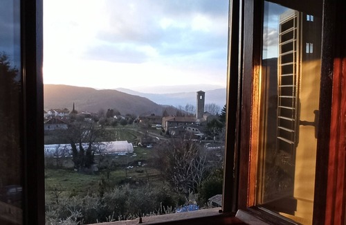 Rufina Apartamento | Cozy apartment nestled in the hills of Chianti