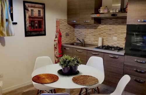 Camugliano Apartamento | Cozy apartment on the ground floor of a country cottage.