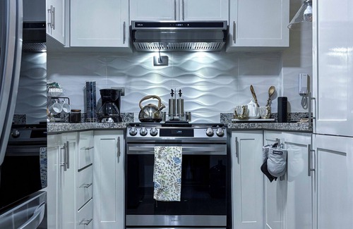 Pantoja Apartamento | Cozy Apartment, Pool & Gym near the US Embassy