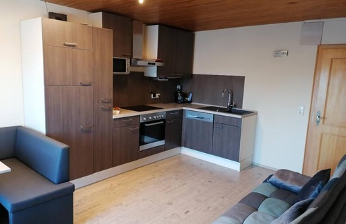Kollnburg Apartamento | Acogedor apartamento Schloßberg (37 m2) con balcón y wifi gratis