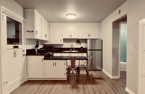Snohomish Apartamento | Convenient, Clean Apartment w/ Air Conditioning, Smart TV, Covered Parking