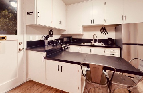 Snohomish Apartamento | Convenient, Clean Apartment w/ Air Conditioning, Smart TV, Covered Parking
