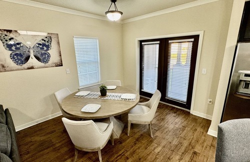 Deerwood Apartamento | Southside Resort Apt King Beds Pool Gym Beach Mayo