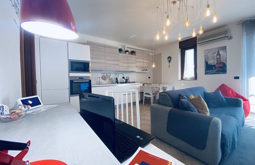 Foggia Apartamento | Cozy apartment with breakfast included and private garage on request