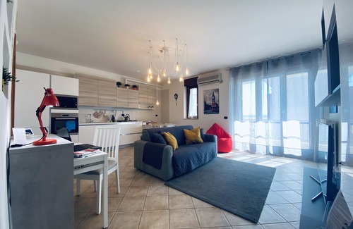 Foggia Apartamento | Cozy apartment with breakfast included and private garage on request