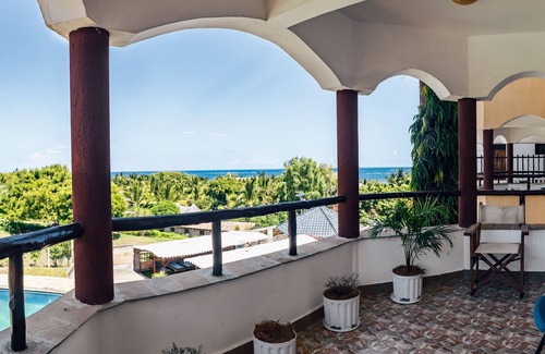 Kilifi Apartamento | Cozy Apartment with ocean views, a few minutes to the beach.