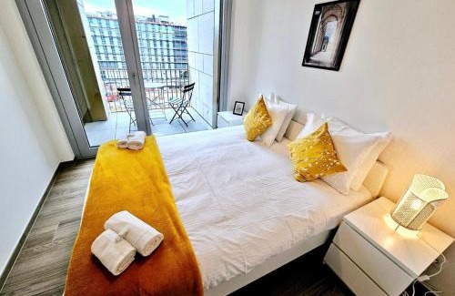 Gasperich Apartamento | Cozy Apartment with Parking and Outdoor Space