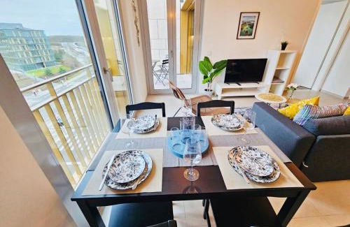 Gasperich Apartamento | Cozy Apartment with Parking and Outdoor Space