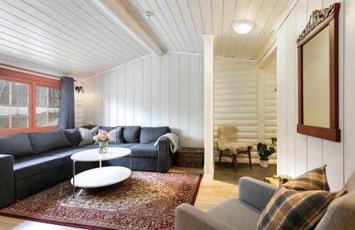 Bjorli Apartamento | Cozy apartment with pool