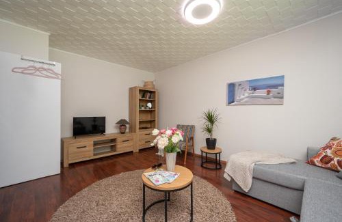 Parnu Apartamento | Cozy Apartment with Self Check-in & Free Parking