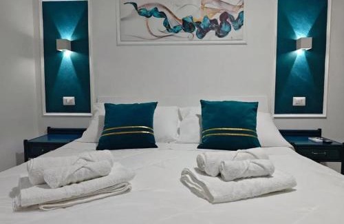 Lascari Apartamento | Cozy Apartment with Stunning Mountain Views