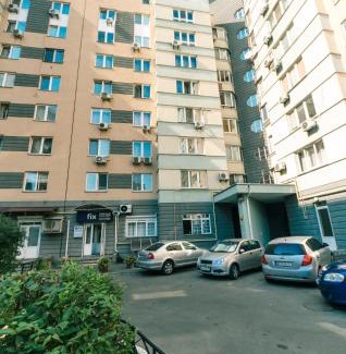Dniprovs'kyi District Apartamento | Cozy apartments on the Left Bank