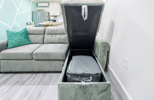 Tavares Apartamento | Cozy APT~ 1-bedroom with additional pull out Sofa bed, Patio and Firepit & more!