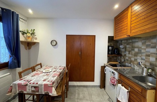 Cohennoz Apartamento | Acogedor apto 4 pers, centro Cernix, cerca pistas, wifi, parking, mascota permitida