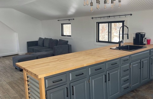 East Dover Apartamento | Cozy apt in beautiful secluded spot 15 mins from Mt Snow