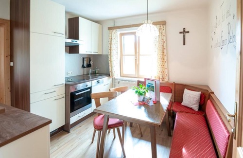 Lunz am See Apartamento | Cozy attic apartment on the farm