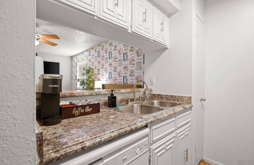 Brentwood Apartamento | Cozy ATX Studio!|Easy for ACL, F1, Etc!