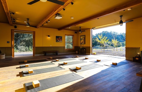 Ukiah Casa | Cozy Barn at Whispertree Retreat; Rustic Luxury