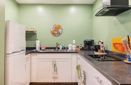 North Alameda Apartamento | Cozy Basement 2-bedroom Apartment in Charming Lakewood