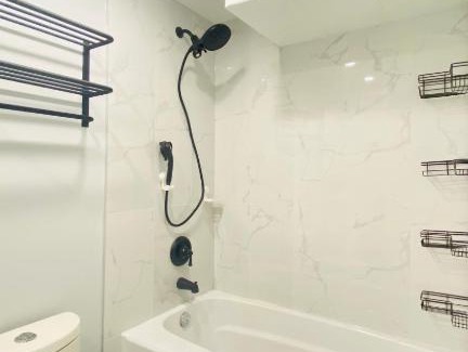 Canyon Meadows Apartamento | Cozy basement 2br w/kitchen溫馨豪房+廚房