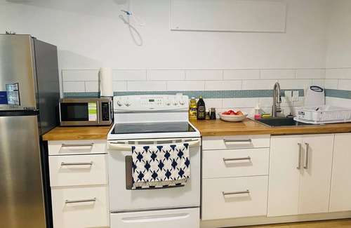 Kentville Casa | 2 bedroom cozy basement