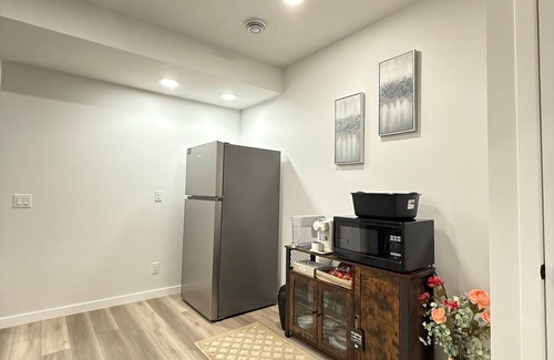 Airdrie Casa | Cozy Basement in Airdrie