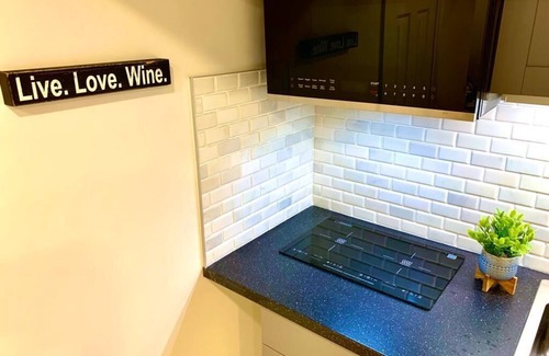 Oakville Apartamento | Cozy basement studio apartment