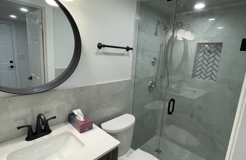 Oakville Apartamento | Cozy basement studio apartment